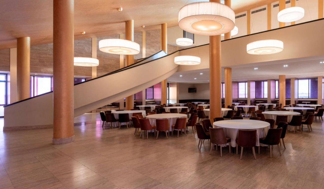 Radisson Blu Hotel NʼDjamena Eksteriør billede