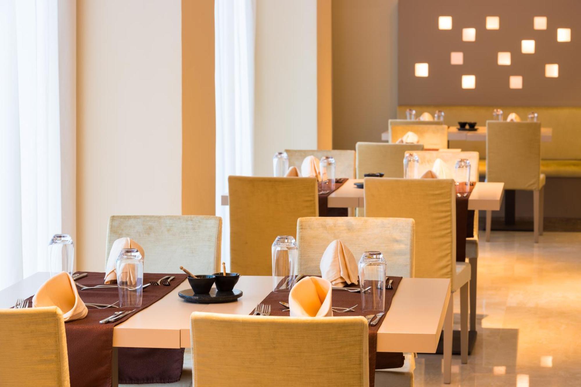 Radisson Blu Hotel NʼDjamena Eksteriør billede